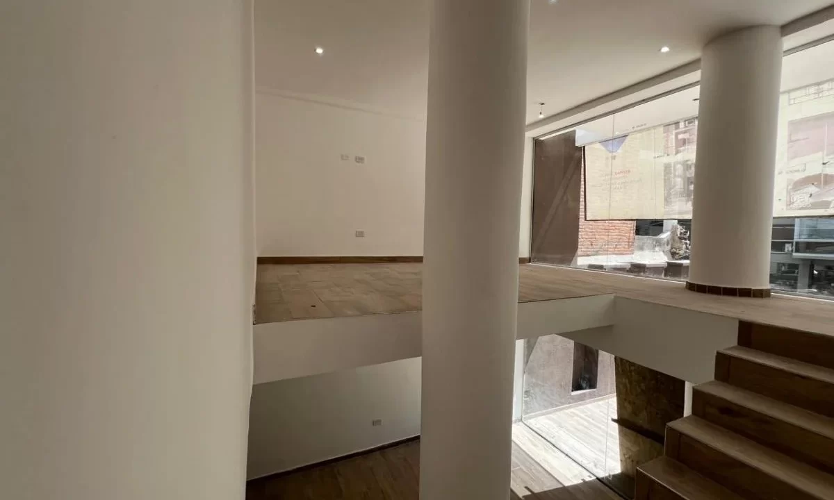 1908281732