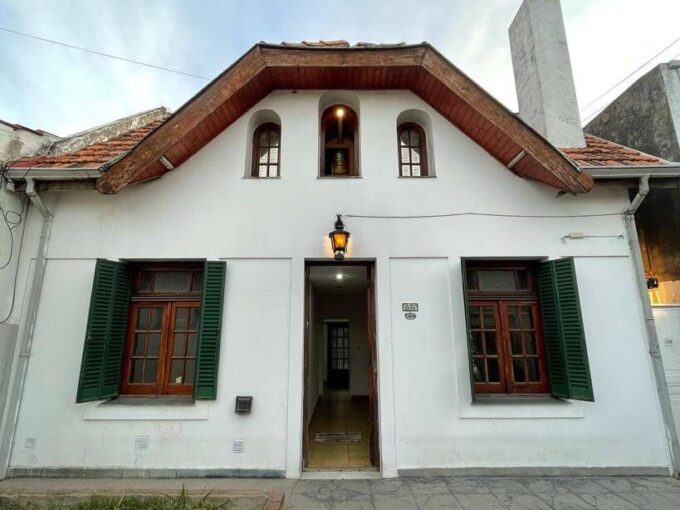 Casa Al Frente Para Dos Familias