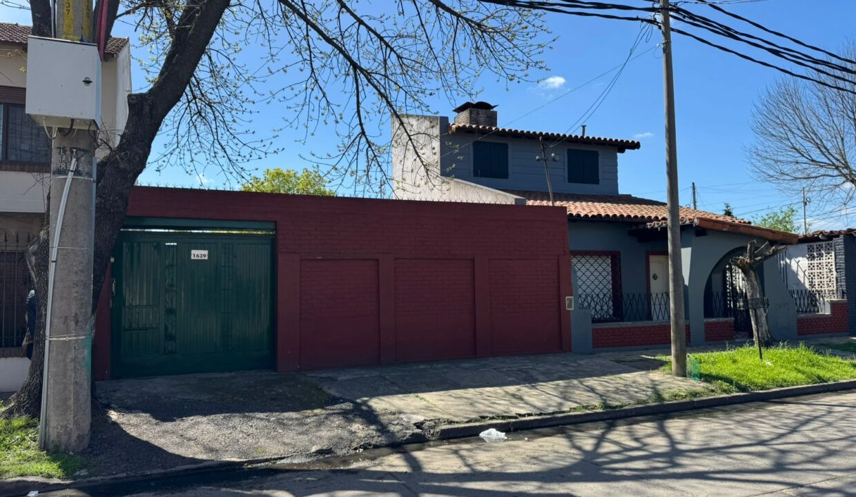 WhatsApp Image 2025-10-16 at 11.58.18 AM